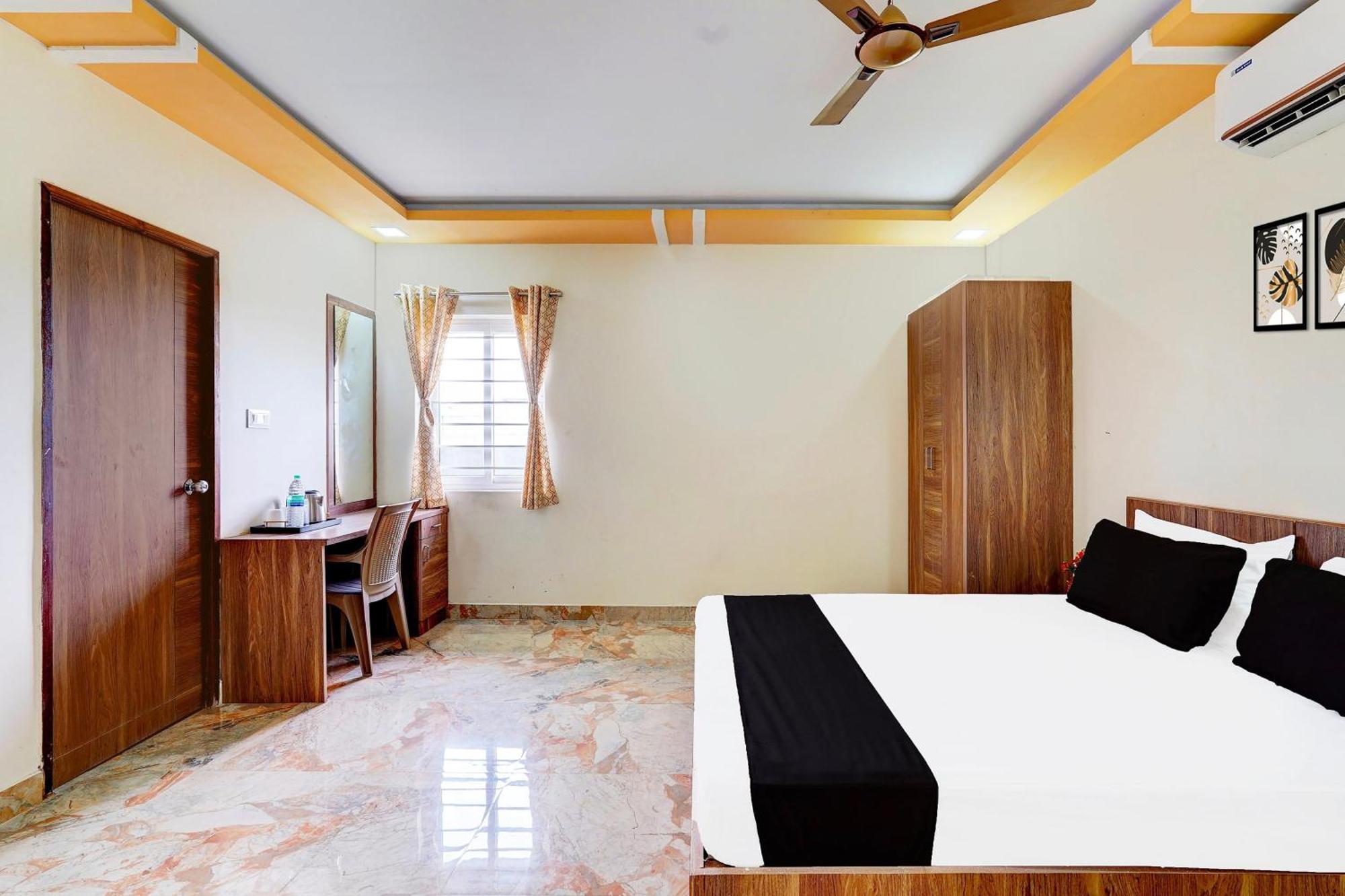 Super O Sriperambadhur Formerly Radha Residency Hotel